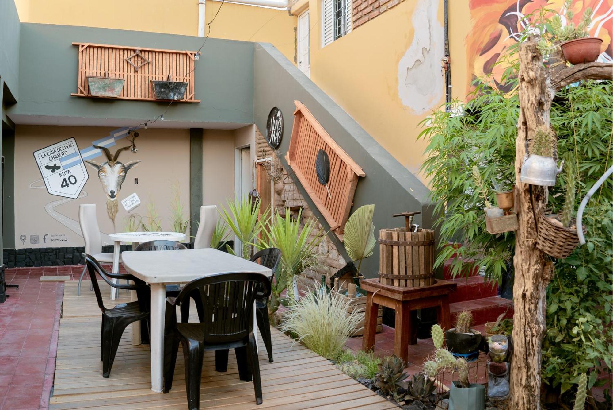 Hostel La Casa De Li - En Chilecito Ngoại thất bức ảnh