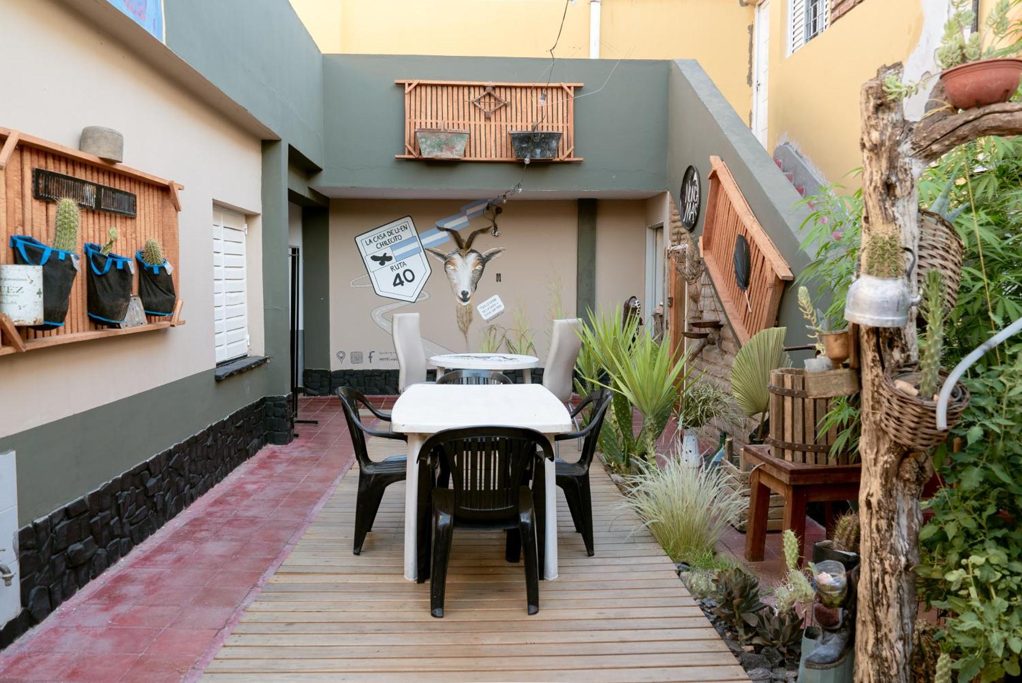 Hostel La Casa De Li - En Chilecito Ngoại thất bức ảnh