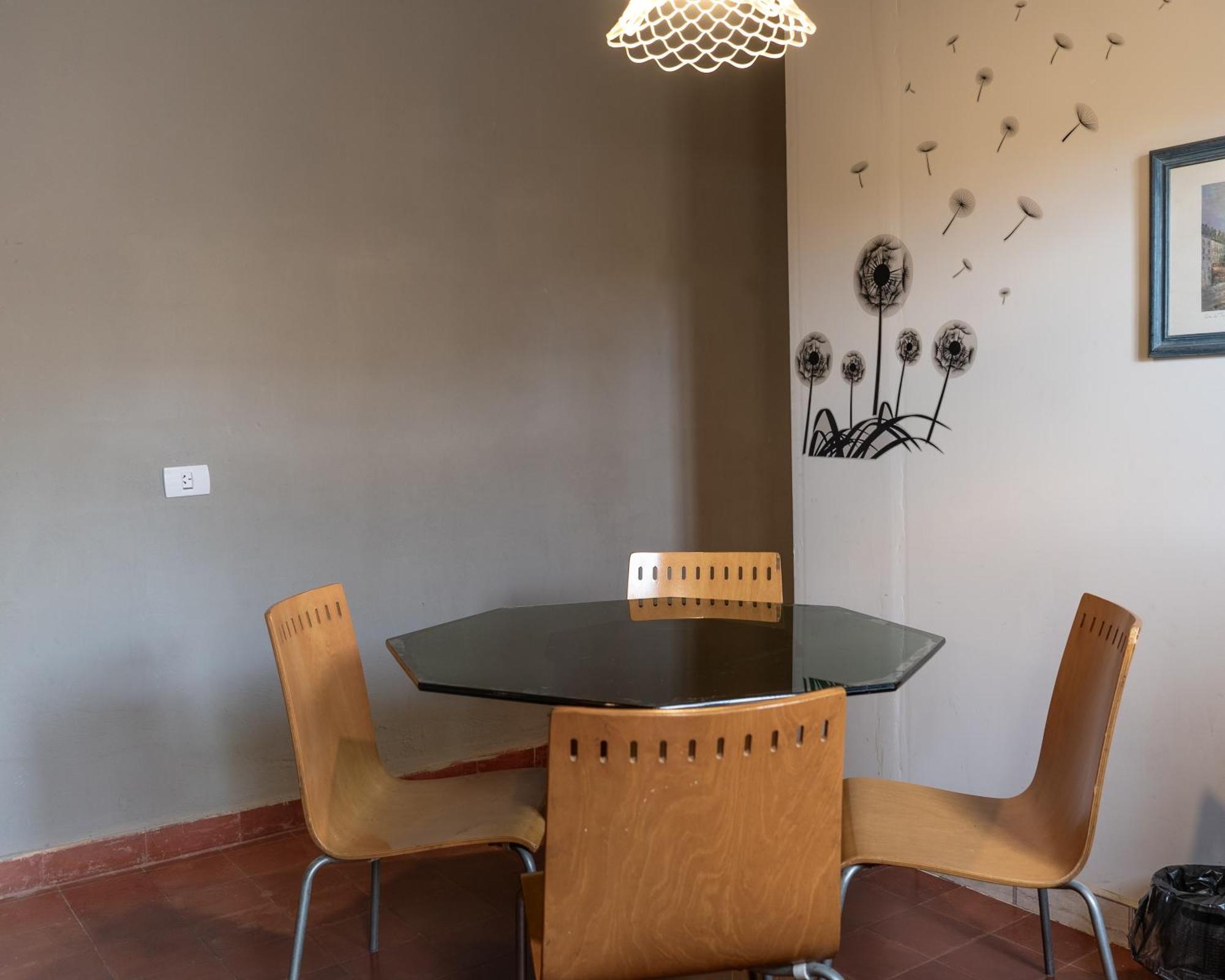 Hostel La Casa De Li - En Chilecito Phòng bức ảnh